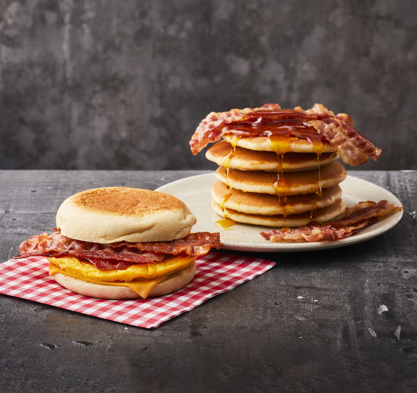 Discover: Breakfast Muffin & Pancakes with Bacon